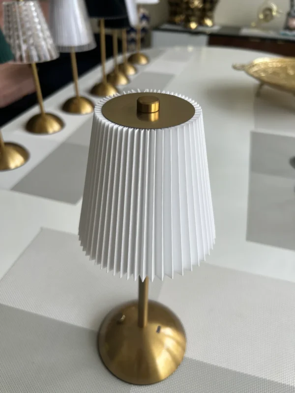 White Led Rechargeable lamp 02 - Image 3