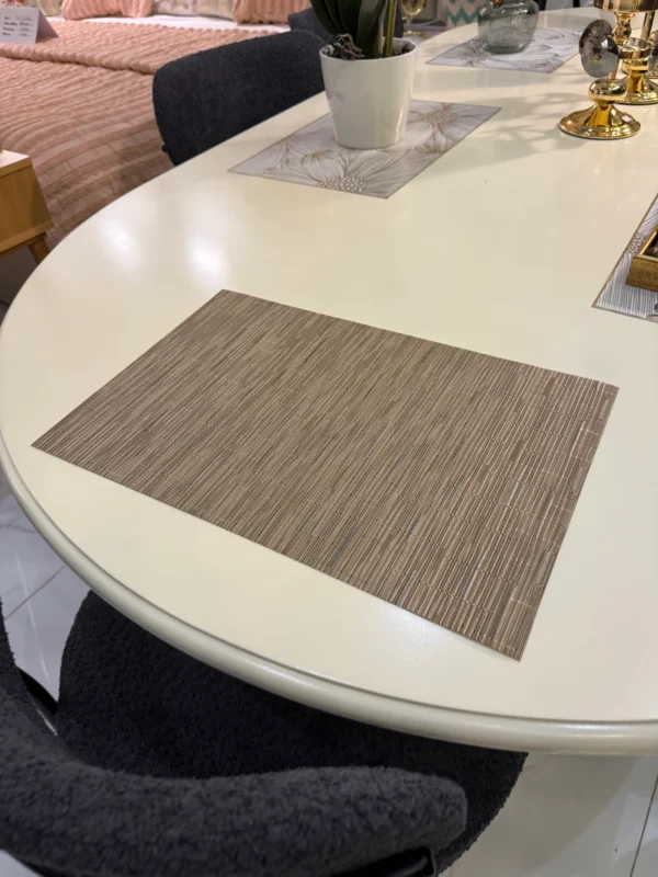 Table Mat 16 - Image 2