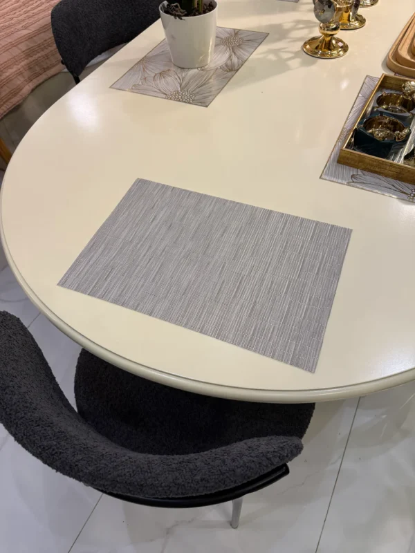 Table Mat 11