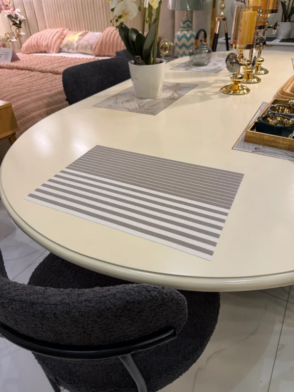 Table Mat 15