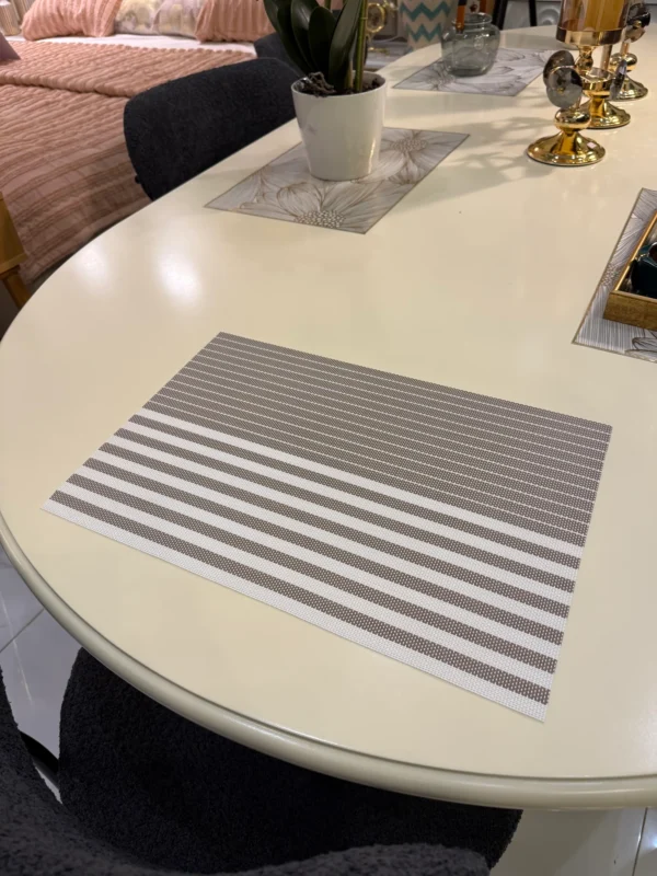 Table Mat 15 - Image 2