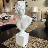 Frozen Grace Statue 01