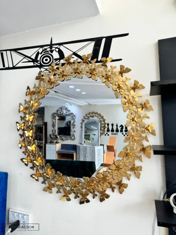 Butterfly mirror