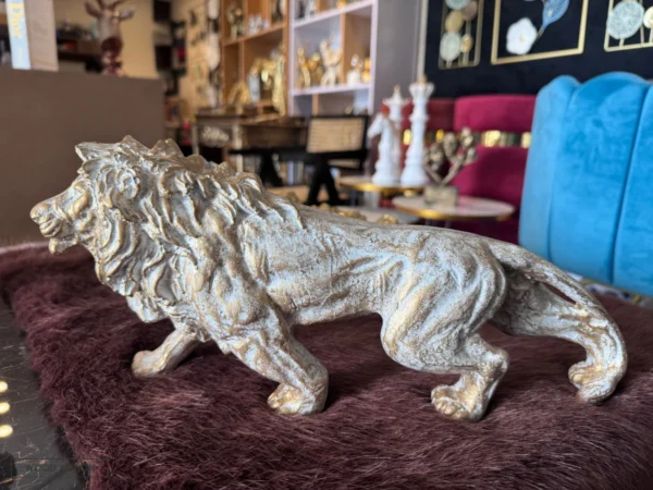 Lion decor - Image 2